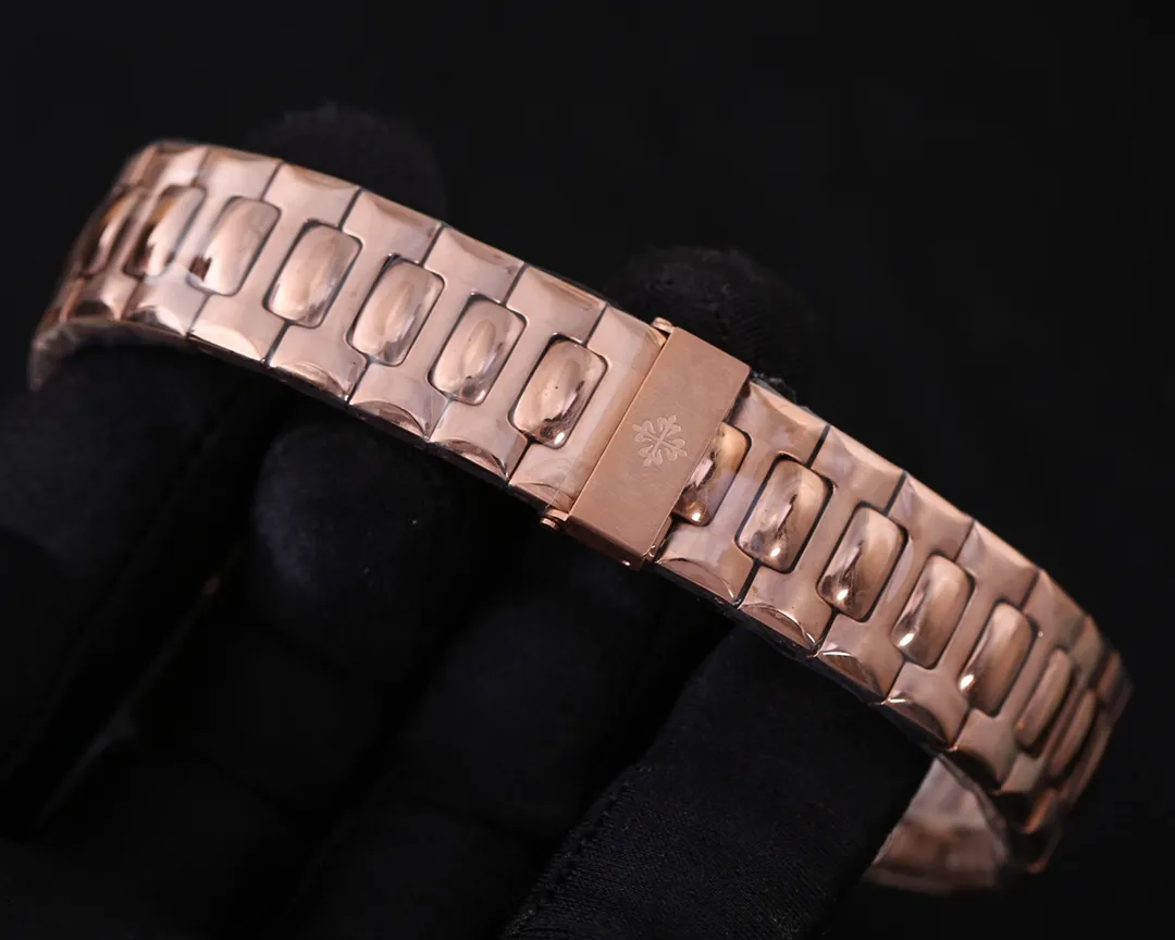 【Foreign trade import】💰880/680! Patek Philippe (extremely noble and wise work) Parrot Many products - hot styles are coming🔥🔥Latest models💪 [Type]: Exquisite men's watch (more excellent) Best design [Strap]: 316L stainless steel strap (more comfortable) real men wear [Movement]: Top mechanical movement (stable) [Material]: Mineral super mirror (more wear-resistant) Smart style, thick and strong, special design Returning with great reputation. Size: 43mm in diameter and 13mm thick. Smart launch! Welcome to reprint!
